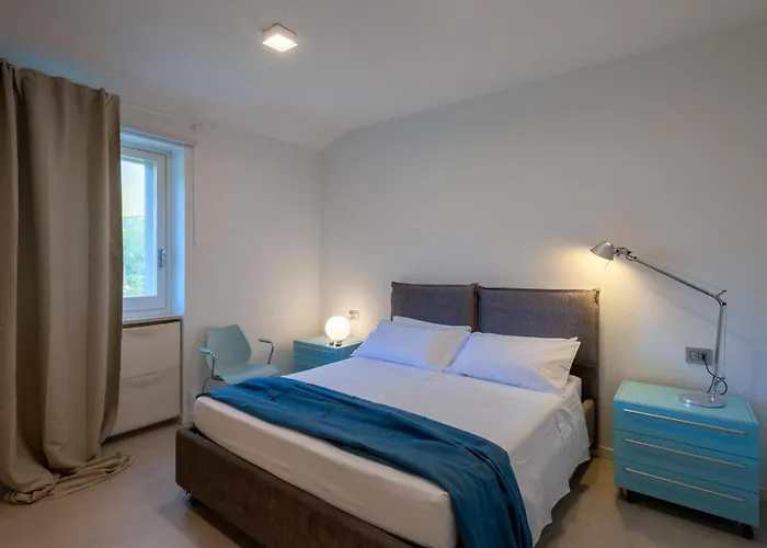 Lia 波滕扎皮切纳